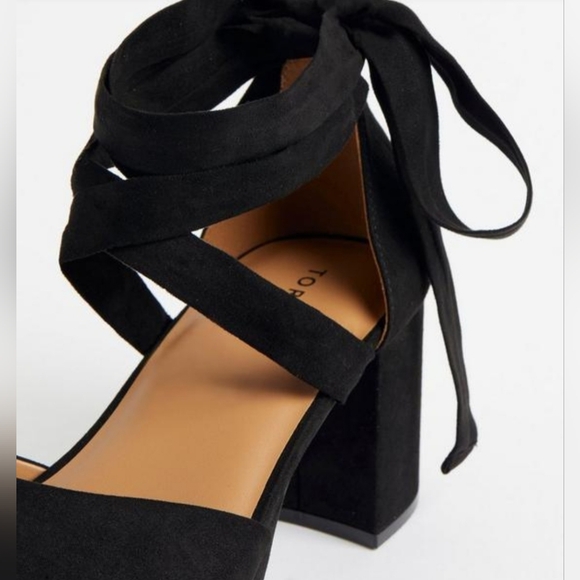 TORRID Heels Strappy Platform Tapered heels WW 9.5 Black NWT - Picture 2 of 13